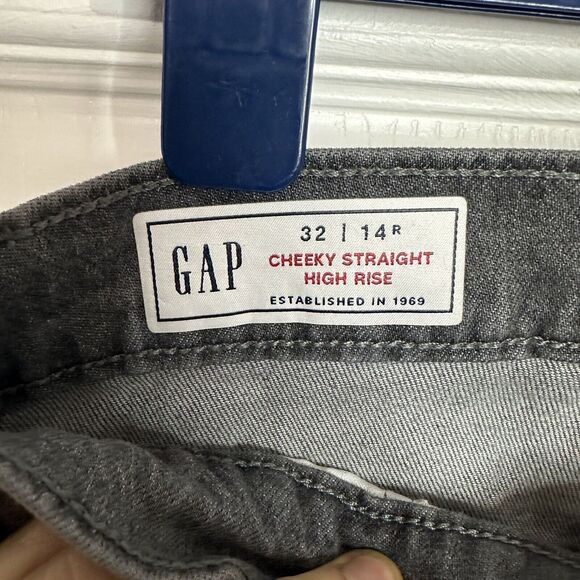 GAP Jeans Women’s 32 14 Cheeky Straight High Rise Button Fly Gray Denim Raw Hem - Picture 3 of 10